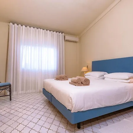 Вилла Mng Elliott71