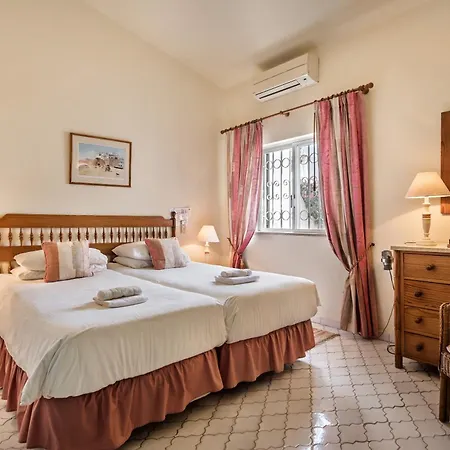 Mng Elliott71 Vale do Lobo