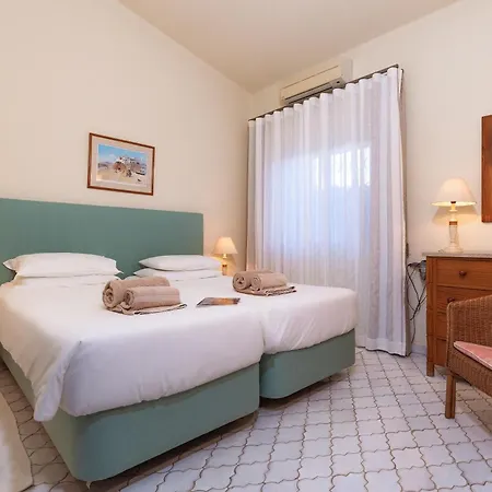 Mng Elliott71 * Vale do Lobo